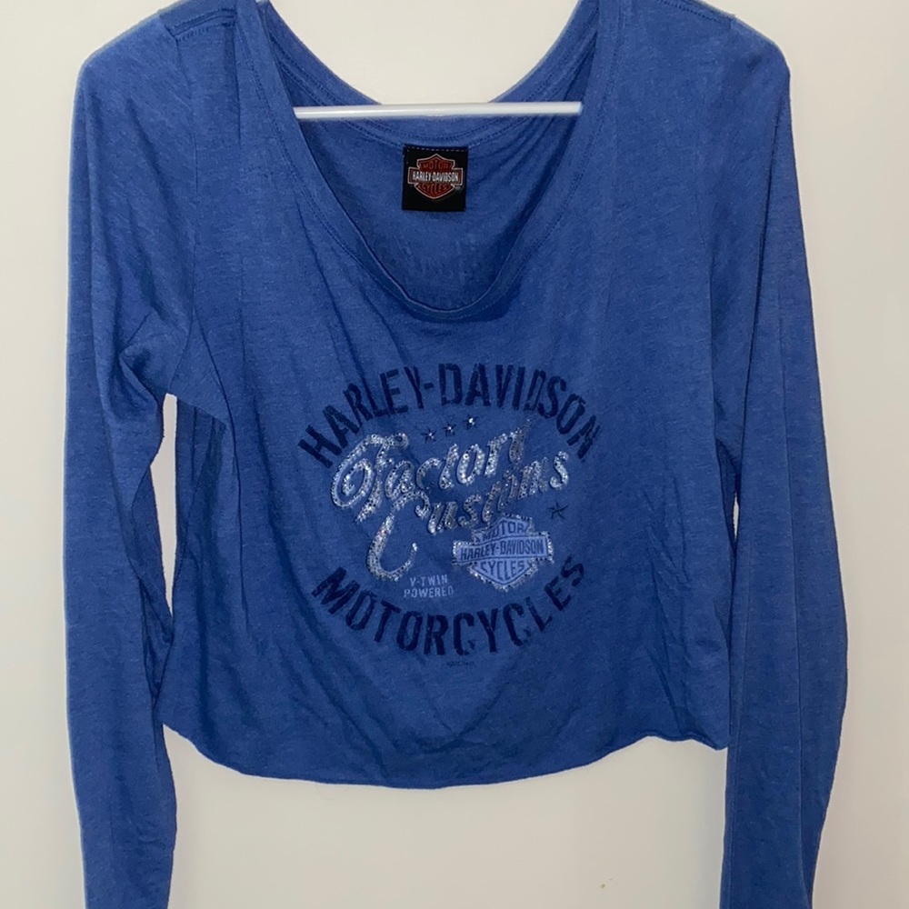 Harley Davidson glittery long sleeve- so so cute I just never wear it😩
